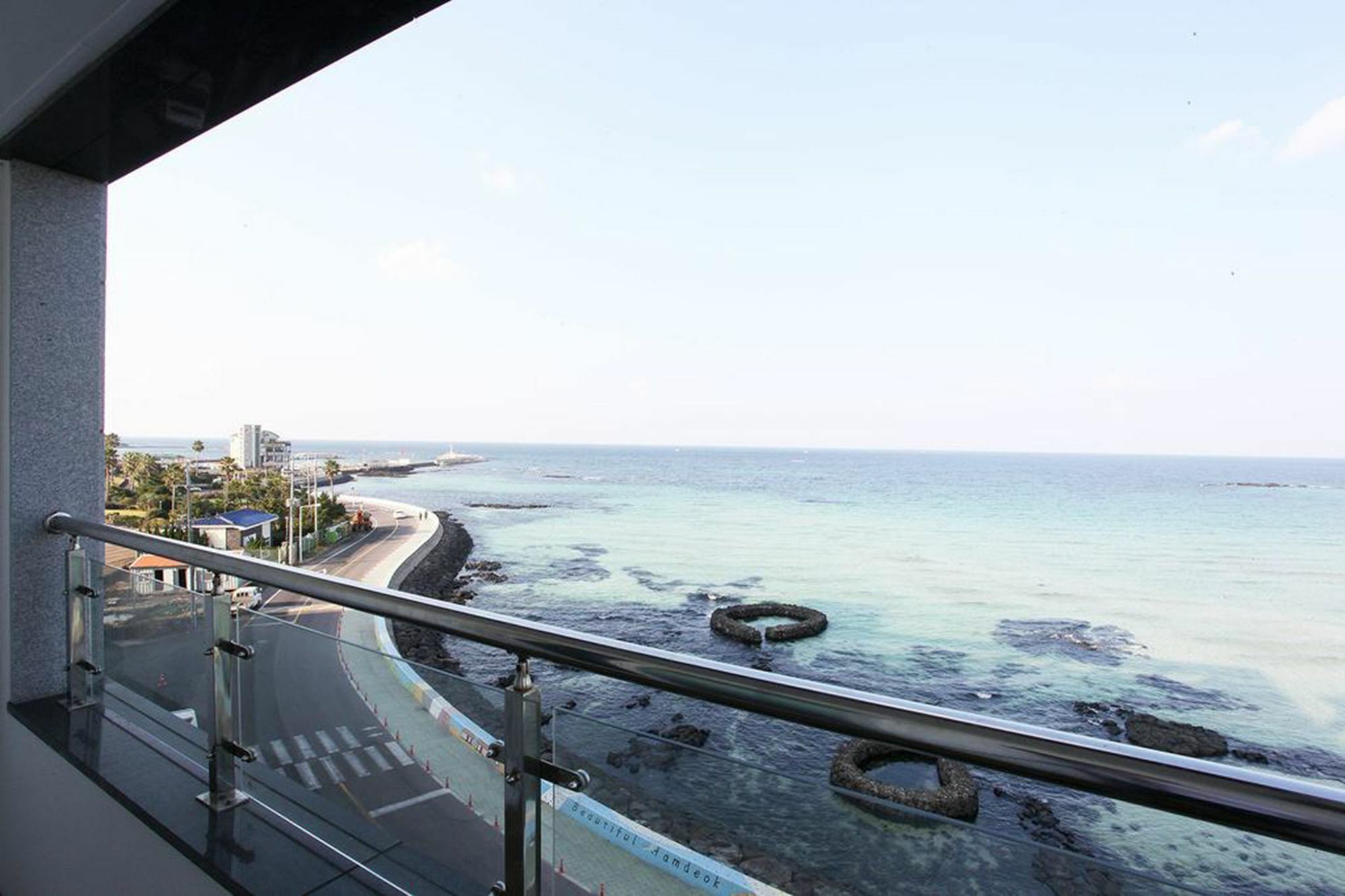 Poem House Aparthotel Jeju Buitenkant foto