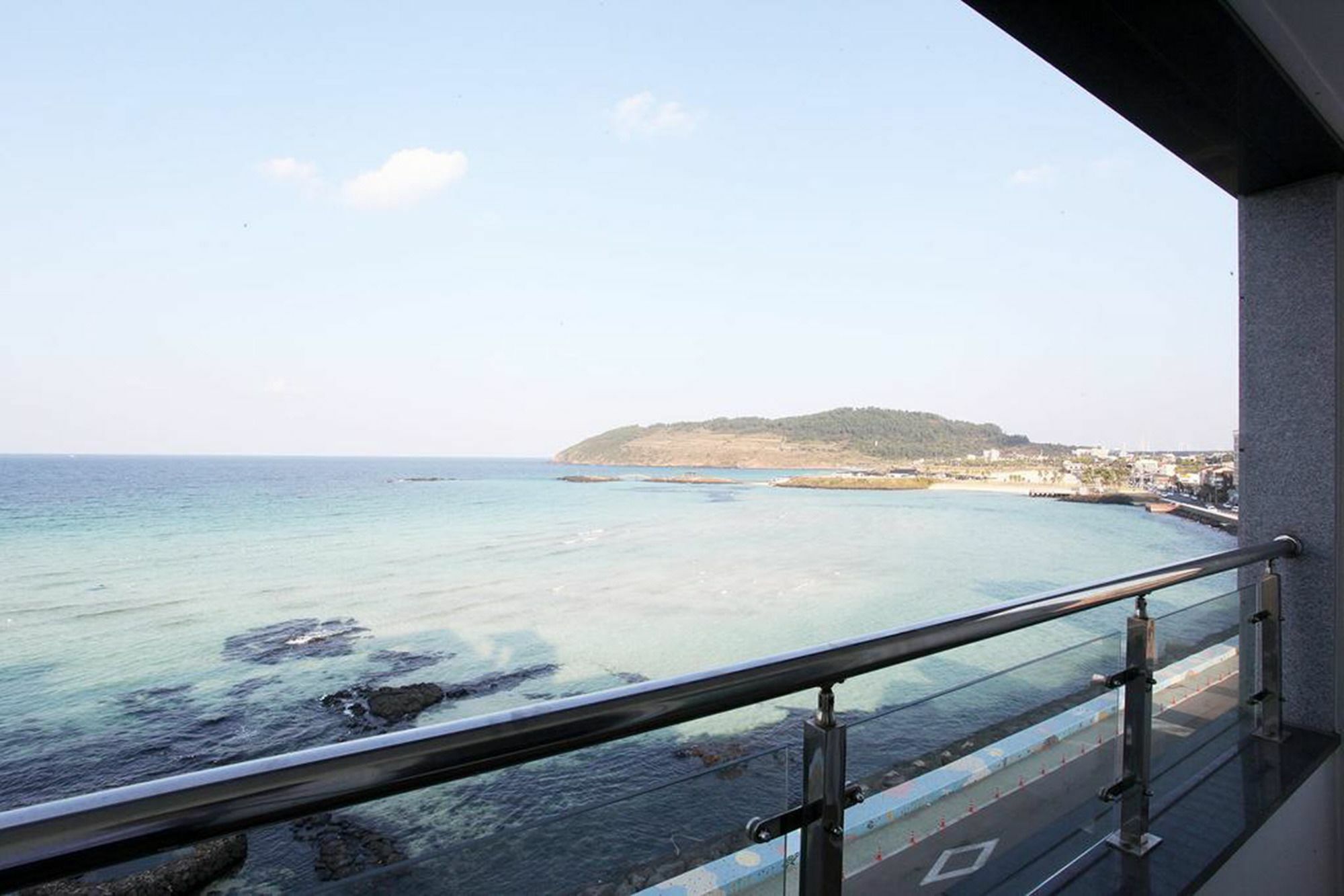 Poem House Aparthotel Jeju Buitenkant foto